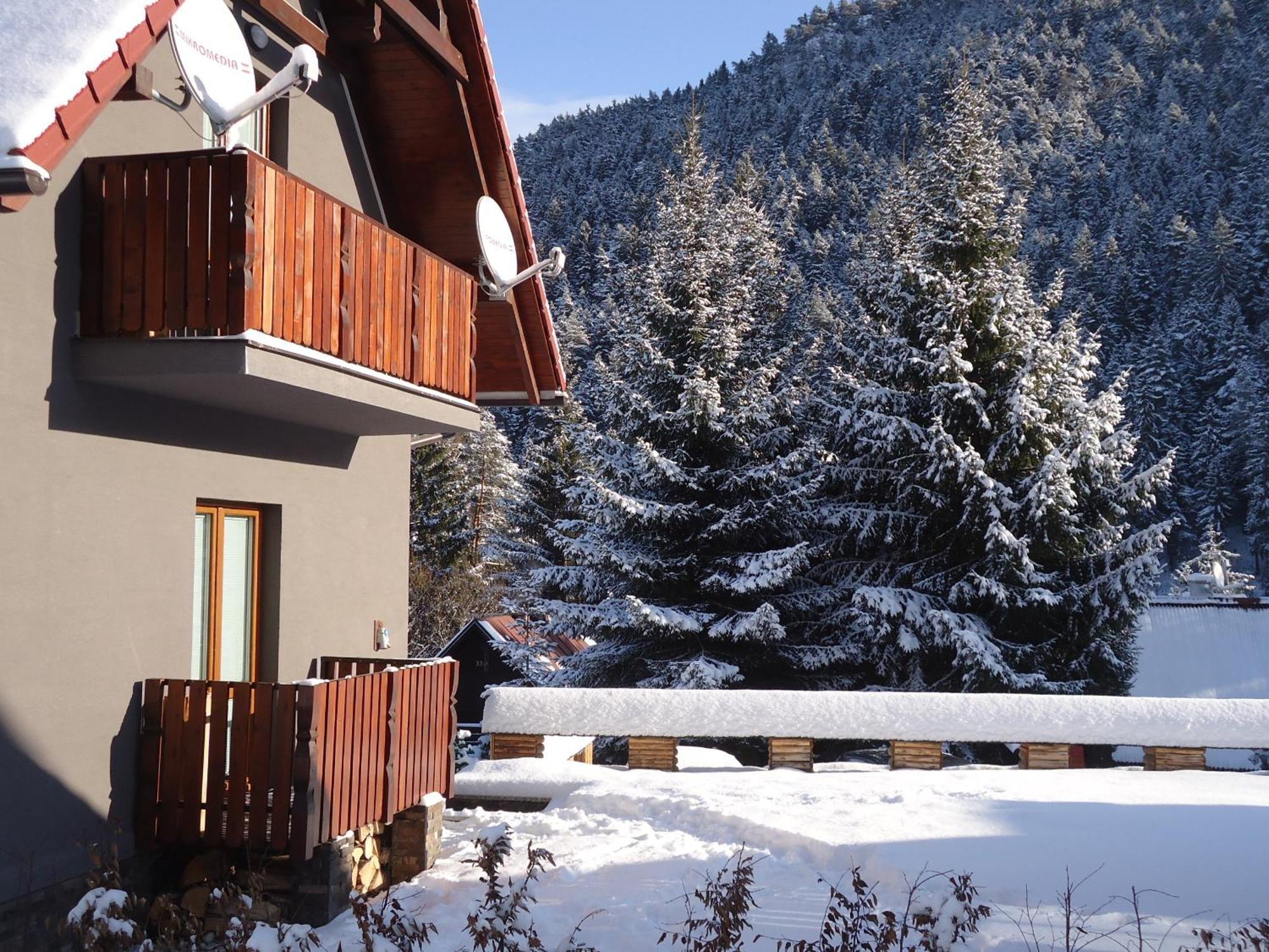 Apartmany Lipka Pavčina Lehota Exterior foto