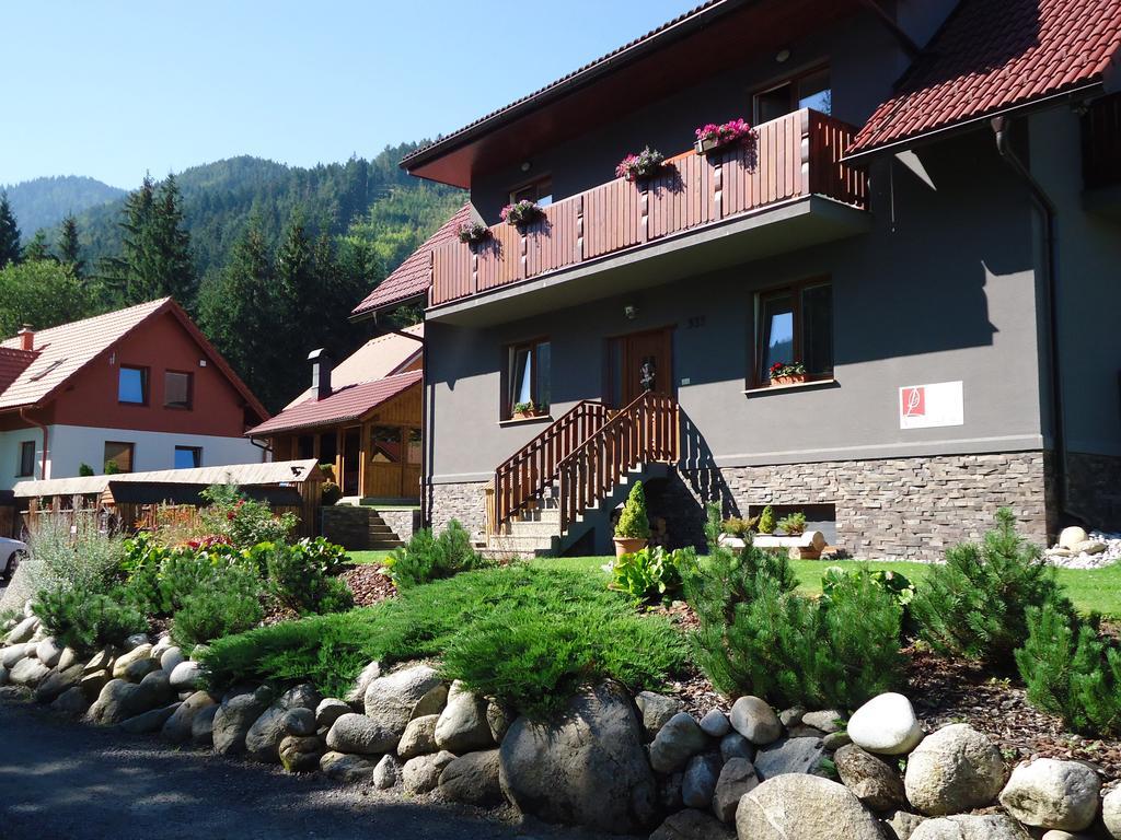 Apartmany Lipka Pavčina Lehota Exterior foto